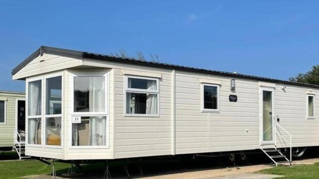 Remarkable 2-Bed Villa Caravan In Driffield Skipsea Dış mekan fotoğraf