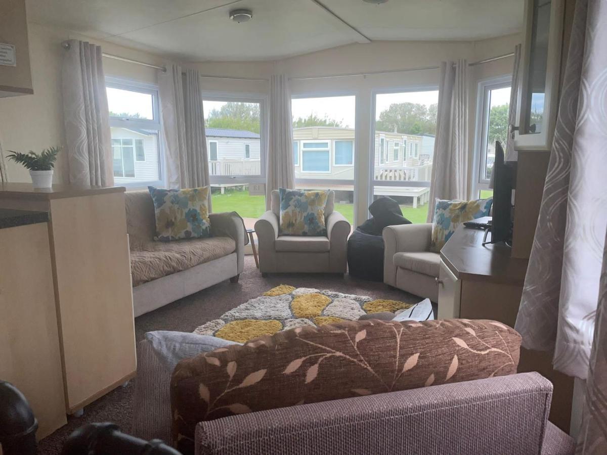 Remarkable 2-Bed Villa Caravan In Driffield Skipsea Dış mekan fotoğraf