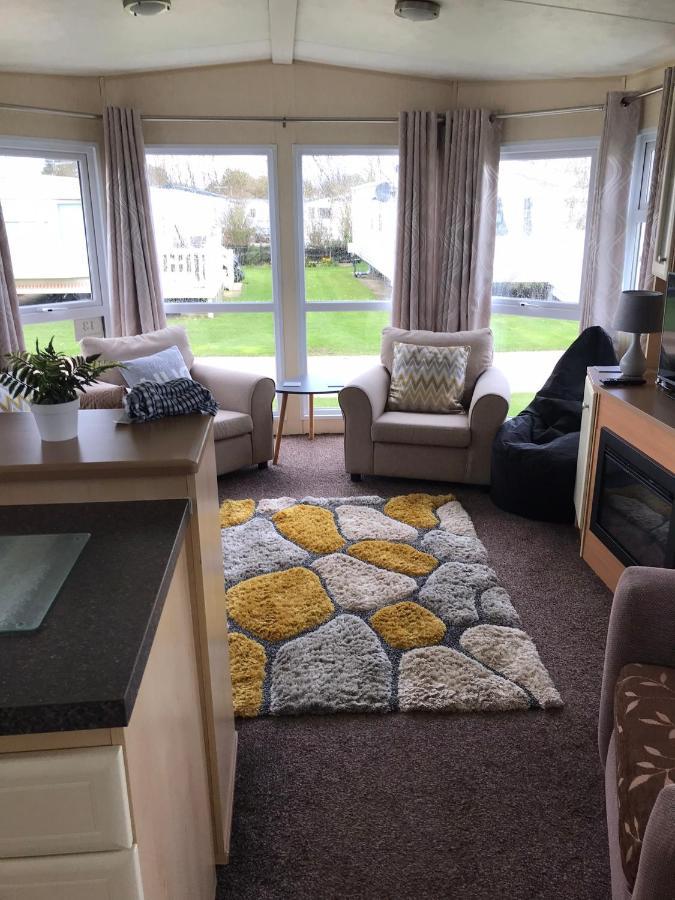 Remarkable 2-Bed Villa Caravan In Driffield Skipsea Dış mekan fotoğraf